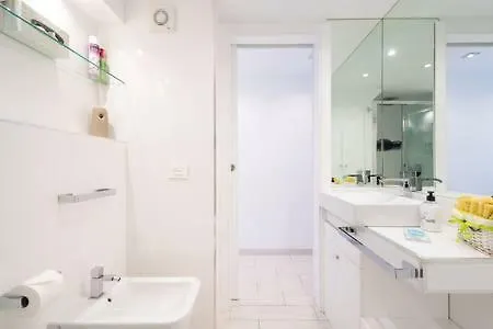 Lidia & Paco Two Bedrooms Beachfront Tatil Evi